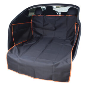 Постелка за багажник XL5 – идеална за комбита и SUV с отворен багажник